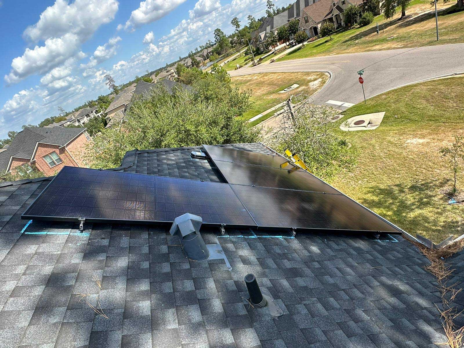 Image of a Houston home powered by Solstice Solar's cutting-edge solar panels.